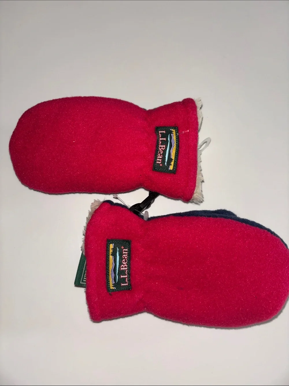 L.L. Bean Kids Bright Pink Fleece Mittens